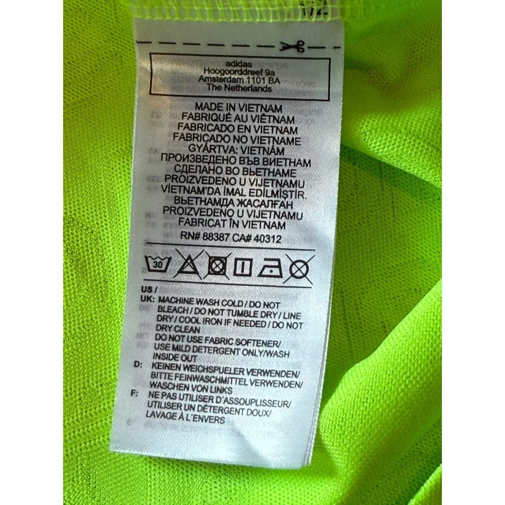 Adidas‎ Originals Neon Green Embossed Logo T-Shirt Mens Medium World Cup